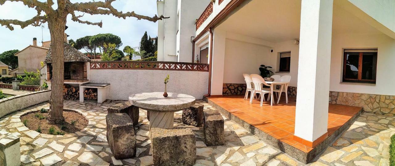 Vacay Apartamento Montgo, Agradable Jardin! En Costa Brava L'Escala! Kültér fotó