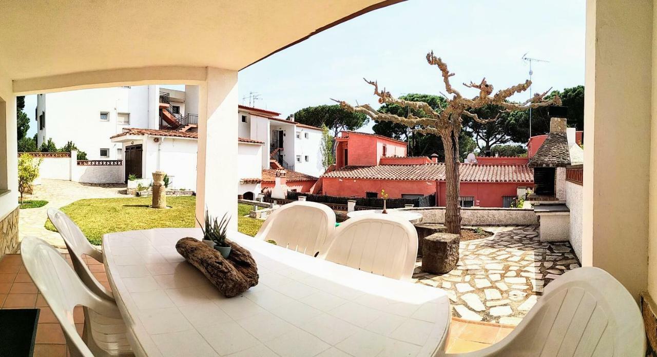 Vacay Apartamento Montgo, Agradable Jardin! En Costa Brava L'Escala! Kültér fotó